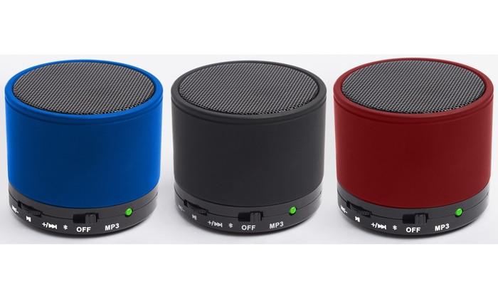 Ngoài ra, tính năng kết nối hai loa cùng loại cũng là điều cần quan tâm để mua loa Bluetooth chất lượng. Ảnh: Groupon.