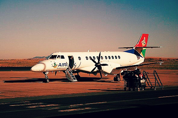 Sân bay Quốc tế Moshoeshoe I tại Lesotho có hai đường hạ cánh dài 3200 mét và 1010 m có bề mặt rải bê tông nhựa. Ảnh: Flickr.