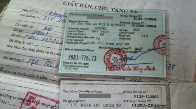 Một chiếc xe tay ga cũ có giấy tờ xe hợp lệ với khung xe, đặc điểm xe là điều người mua không thể bỏ qua. Ảnh: Tapchigiaothong.