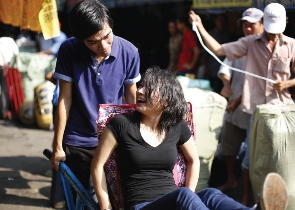 Đó cũng là câu trả lời cho những nghi ngờ, trách móc của người thân và gia đình hai bên về việc họ đã làm gì trong suốt 6 năm qua.