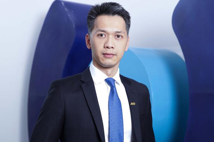 Trần Hùng Huy (SN 1978) - Chủ tịch ACB sinh ra trong một gia đình có truyền thống làm ngân hàng, bố anh là ông Trần Mộng Hùng - một trong những nhà sáng lập ACB. Ảnh: ACB
