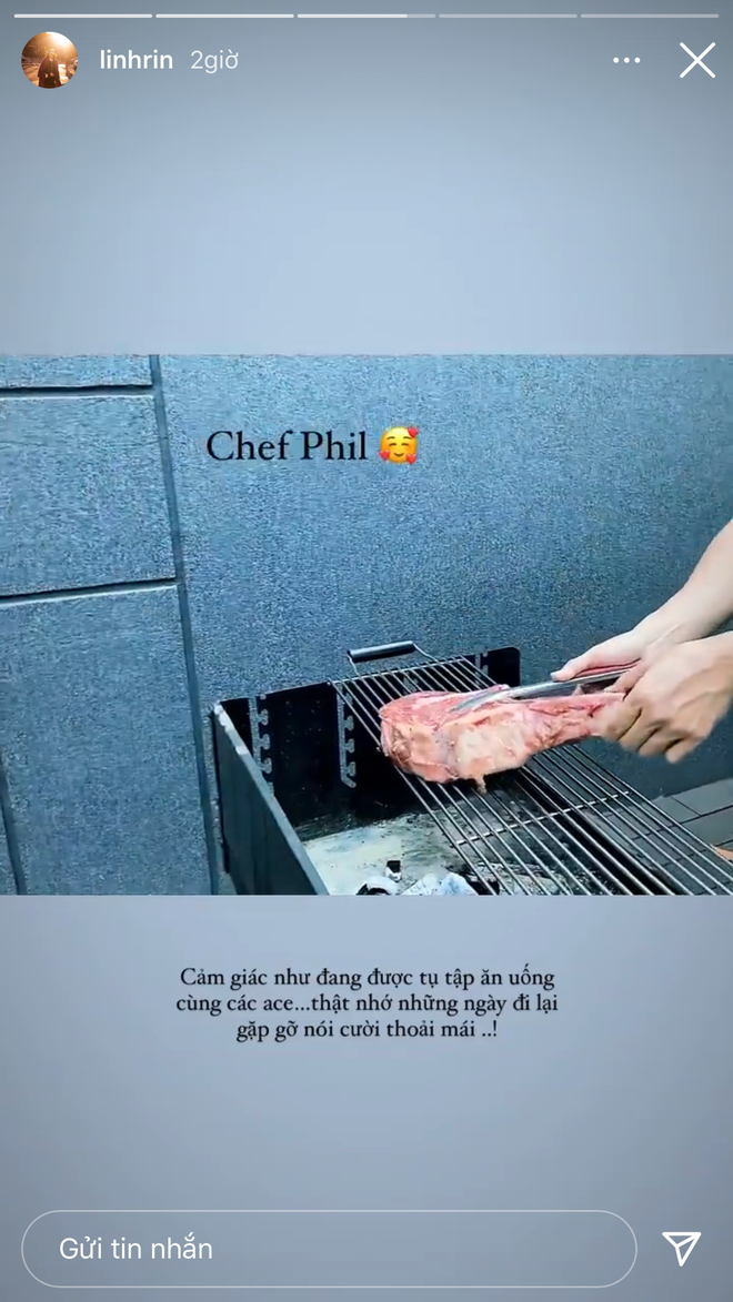 Thiếu gia Phillip Nguyễn được biết đến là người cưng chiều bạn gái Linh Rin. Mới đây, Linh Rin tự hào gọi Phillip là đầu bếp, đang làm đồ ăn cho mình.