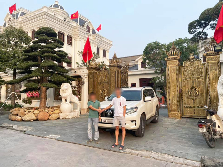 Trên trang cá nhân của hai đại gia lan vừa bị bắt, dễ dàng nhận thấy họ sở hữu căn biệt thự hoành tráng. Ảnh: FBNV