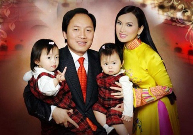 Hà Phương là em gái của ca sĩ Cẩm Ly. Nữ ca sĩ còn được mệnh danh là "người Việt giàu nhất thế giới" khi kết hôn với tỷ phú người Việt tại Mỹ - Chinh Chu. Ảnh: Internet