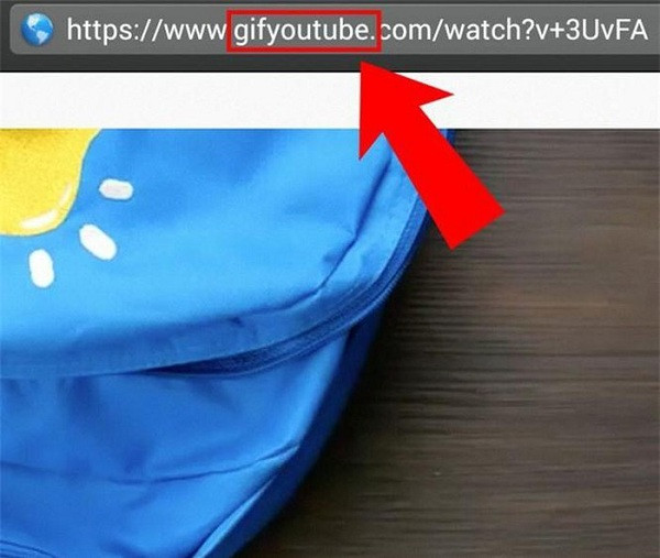 Không cần phải tìm kiếm những GIF trực tuyến có sẵn, bạn có thể tự tạo gif theo sở thích bằng video trên YouTube. Chỉ cần gõ ''gif'' trước cụm ''youtube.com…'' liên kết này sẽ chuyển hướng đến phần mềm chỉnh sửa và tạo GIF cho đoạn video yêu thích.
