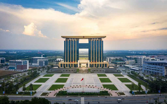 Theo đó, Bình Dương vượt qua Quảng Ninh, vươn lên trở thành tỉnh có nhiều thành phố nhất cả nước gồm Tp.Thủ Dầu Một, Tp.Dĩ An, Tp.Thuận An, Tp.Tân Uyên và Tp.Bến Cát. Ảnh: Dân Việt