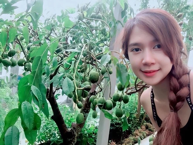 Lý Hải - Minh Hà rất mãn nguyện với cuộc sống ở nhà mới, tự hào khi được sống cuộc sống bình dị như một người nông dân thực thụ.