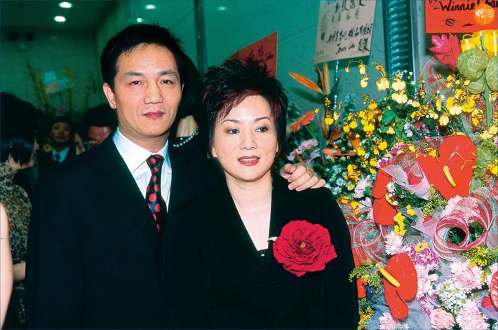 Công việc làm ăn phát đạt, Chu bắt đầu chuyển hướng sang nhiều lĩnh vực khác. Với sự giúp đỡ của vợ - bà Mao Ngọc Bình, công việc kinh doanh của Chu ngày càng mở rộng, thậm chí ông còn thành lập công ty riêng.
