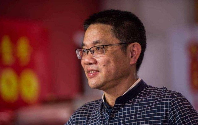 Theo thời gian, sự nghiệp của Trần Sinh ngày càng lớn mạnh. Năm 2018, Yihao Tuzhu có mặt trên 30 tỉnh và thành phố lớn, doanh thu trong năm 2018 đã đạt tới 1,8 tỷ NDT. Thành công này đã đưa Trần Sinh thành tỷ phú.