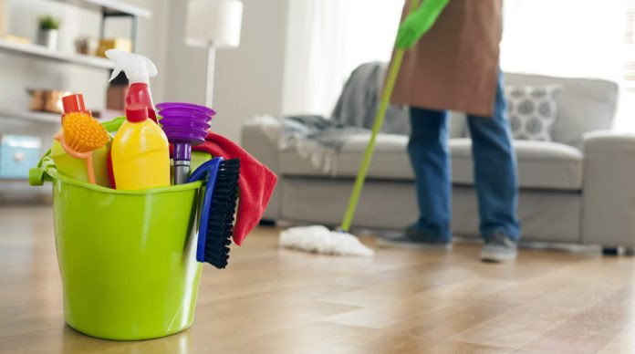 Do đó, chị em nên chia việc dọn dẹp thành từng công việc nhỏ, dọn dẹp dàn trải trong tuần cuối năm.