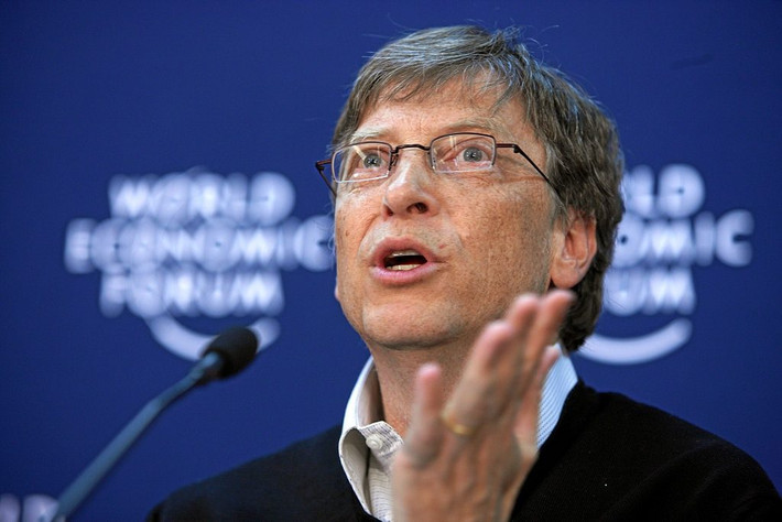Mặc dù là một tỷ phú giàu bậc nhất thế giới nhưng Bill Gates lại có lối sống khá giản dị. Ảnh: Finance.