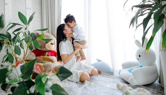 Nhìn căn nhà hiện đại mà cô đang ở đủ thấy Nguyệt Ánh là một "đại gia ngầm" trong showbiz Việt.