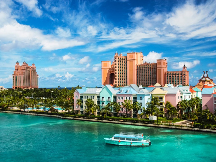 Tài sản ròng của Bill Gates có thể lớn hơn tổng sản phẩm quốc nội (GDP) của Croatia, Campuchia và Bahamas cộng lại.