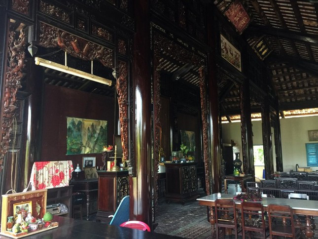 Có thể nói, cụm nhà cổ Thanh Phú Long là công trinh kiến trúc nghệ thuật độc đáo, như một phần lịch sử - văn hóa của vùng đất phương Nam cuối thế kỷ XIX, đầu thế kỷ XX. Ảnh: Tiền phong