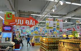 Đừng vì cửa hàng giảm giá mà mua nhiều hơn so với nhu cầu bình thường của mình. Điều này sẽ khiến bạn tiêu tốn một khoản kha khá vào những món đồ không thực sự cần thiết.