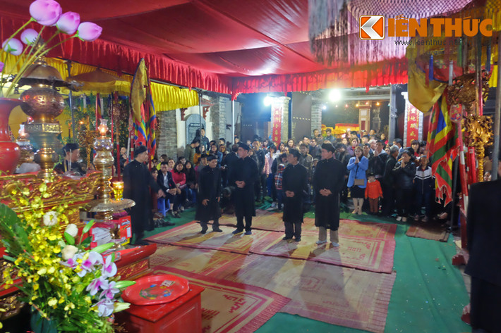 Lễ rước ông Lợn thu hút nhiều người đến chiêm ngưỡng vì nét độc đáo và những ý nghĩa văn hóa tinh thần sâu sắc.
