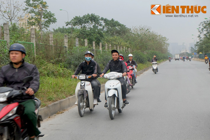 Việc thiết kế và tổ chức giao thông ở đại lộ còn nhiều bất cập là nguyên nhân khiến giao thông ở đây hỗn loạn, tiềm ẩn nguy cơ tai nạn giao thông và gây khó khăn cho lực lượng giao thông khi xử lý vi phạm.