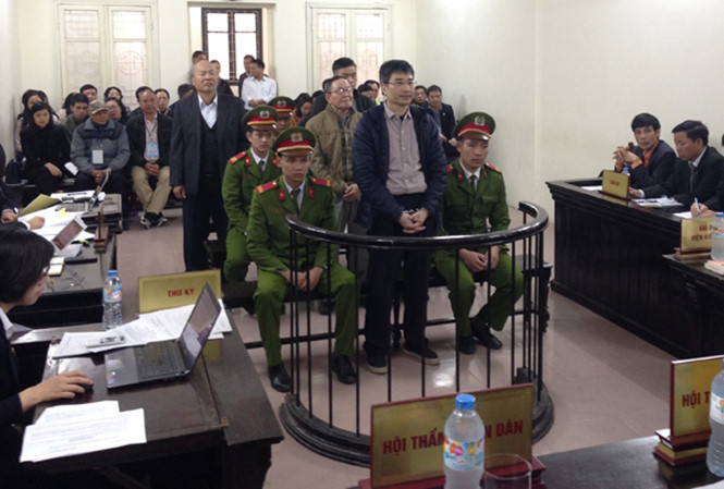 Ngoài ra, cơ quan điều tra xác định, Giang Kim Đạt đã chuyển tiền cho bố đẻ Giang Văn Hiển để mua 13 ôtô đứng tên mình và người thân trong gia đình cho Đạt. Ảnh: Tiền Phong.