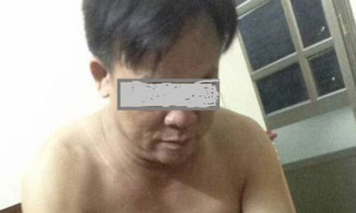 Một trong những tin nóng tuần qua có liên quan đến vụ ảnh nhạy cảm, riêng tư trong nhà nghỉ của chủ tịch xã Lý Học, huyện Vĩnh Bảo, Hải Phòng bị tung lên mạng. Trước tin này, vị chủ tịch xã khẳng định: “Không có việc tôi mua dâm và đánh người như mạng xã hội đang chia sẻ, đồn thổi!"