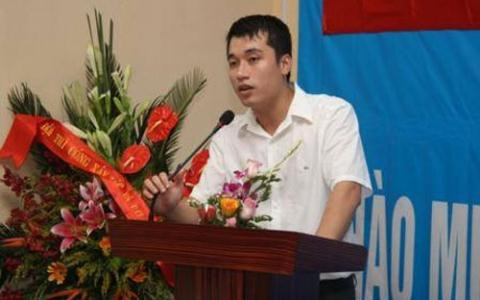 Ông Dũng từng là một chủ tịch HĐQT trẻ tuổi nhất sàn chứng khoán Việt Nam năm 2011 khi mới 29 tuổi. Ngoài ra, ông từng là Chủ tịch Hội doanh nhân trẻ Dầu khí của Tập đoàn Dầu khí quốc gia Việt Nam. Ảnh: ĐV.