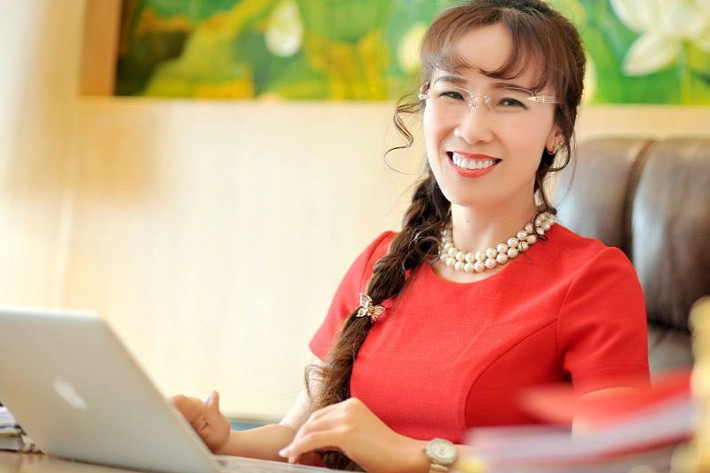 Sau khi cộng thu nhập từ việc làm lãnh đạo 2 công ty trên, bà Thảo được trả gần 5,9 tỷ đồng thù lao và lương trong năm 2018. Ảnh: Nhadautu