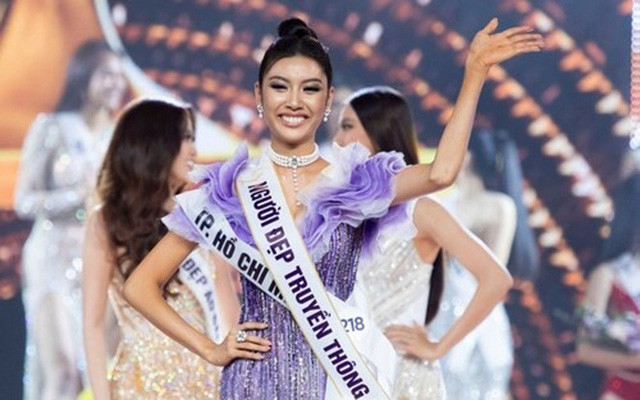 Thời gian vừa qua, cái tên Phạm Hồng Thúy Vân cùng ngôi vị Á hậu 2 - Hoa Hậu Hoàn Vũ Việt Nam 2019 đã trở thành đề tài nóng bỏng của cư dân mạng.
