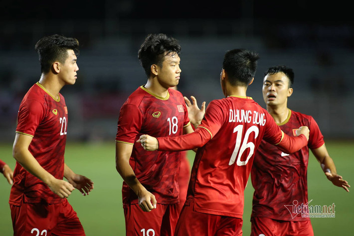 Sau chiến thắng thuyết phục 2-1 trước U22 Indonesia tối 1/12, truyền thông Indonesia phải thừa nhận U22 Việt Nam trội hơn hoàn toàn. Ảnh: Vietnamnet.