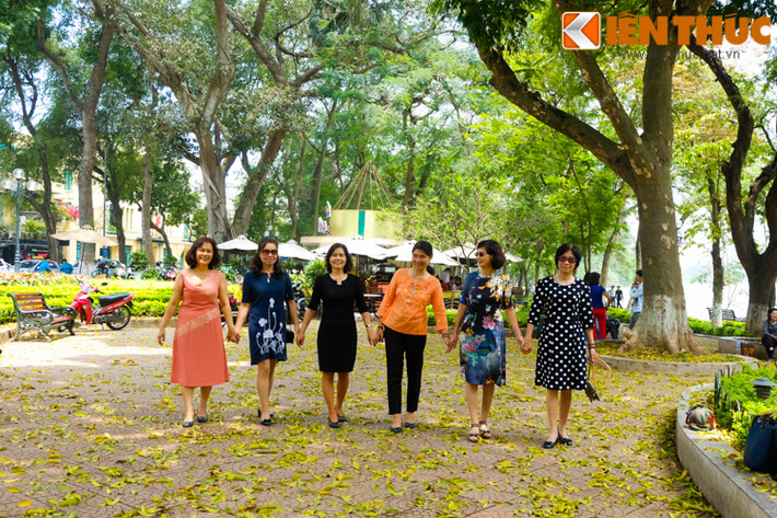 Hay cùng nhau chụp bức hình kỷ niệm.