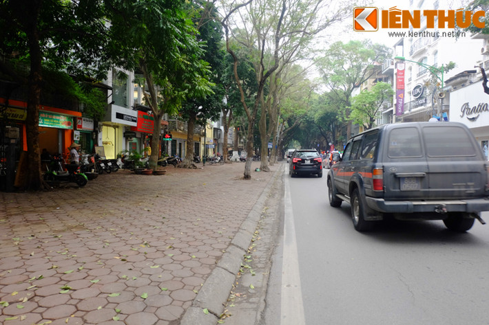Quang cảnh đẹp trên đường Phan Đình Phùng.