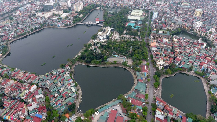 Cụm hồ Thanh Nhàn - hồ Quỳnh - hồ Quang Trung (quận Hai Bà Trưng) gần nhau tạo nên bức tranh thiên nhiên đẹp mắt, trong lành.