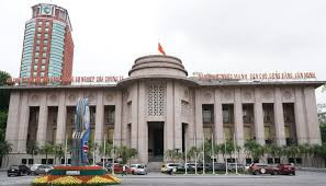 Khi thành lập, chức danh của người đứng đầu Ngân hàng Quốc gia (rồi Ngân hàng Nhà nước) là Tổng giám đốc. Từ tháng 4/1989, chức danh này được gọi là Thống đốc. Cùng nhìn lại chân dung 15 vị Thống đốc Ngân hàng Nhà nước qua các thời kỳ.