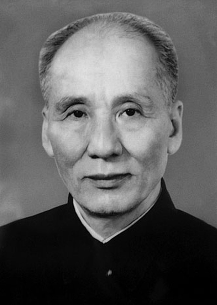 Ông Nguyễn Lương Bằng (1904-1979, quê quán tại thôn Đông, xã Đoàn Lâm - nay là xã Thanh Tùng, huyện Thanh Miện, tỉnh Hải Dương) là Tổng Giám đốc đầu tiên Ngân hàng Quốc gia Việt Nam (từ 5/1951 đến /1952). Ông nhậm chức năm 47 tuổi. Ngoài chức danh Tổng giám đốc Ngân hàng quốc gia Việt Nam ông là đại sứ đầu tiên của Việt Nam tại Liên Xô cũ (1952-1956), Tổng Thanh tra chính phủ (1956).