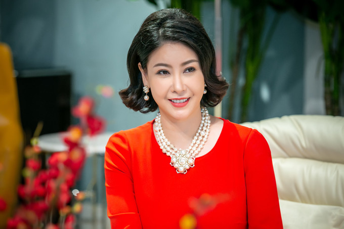 Hoa hậu Hà Kiều Anh cũng bước sang lĩnh vực kinh doanh một cách thuận lợi. Người đẹp được nhiều người biết đến khi kinh doanh bất động sản rất thành công. Ảnh: Ngoisao.