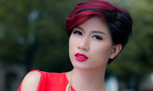 1. Người mẫu Trang Trần bị bắt vì chống người thi hành công vụ. Chiều tối 27/2, cơ quan Cảnh sát điều tra, Công an quận Hoàn Kiếm (Hà Nội), cho biết đã bắt khẩn cấp, đồng thời ra quyết định tạm giữ hình sự đối với Trần Thị Trang (tức người mẫu, diễn viên Trang Trần) để điều tra, làm rõ hành vi Chống người thi hành công vụ.