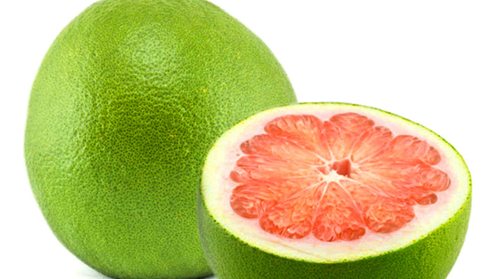 Trên thị trường, bưởi da xanh không hạt Bến Tre giá 70.000 đồng/kg (loại 1,4 - 2kg). Ảnh: Internet