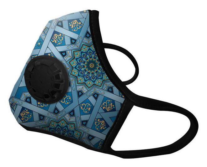 Đáng chú ý, khẩu trang Vogmask Microfiber được cho là lọc 99% các vật thể có trong không khí có giá từ 749.000 đồng đến 820.000 đồng/chiếc. Ảnh: Facebook.