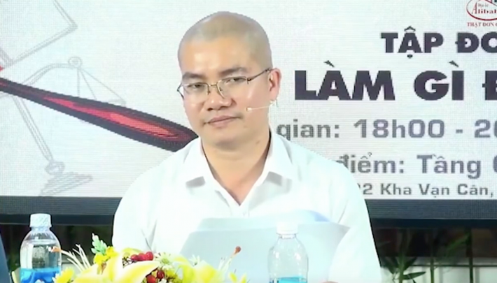 Chủ tịch Alibaba còn khẳng định: “Cho dù nếu tôi có chết thì toàn bộ đất đai không mất đi. Cái quyền sử dụng đó thuộc về giám đốc chi nhánh. Họ sẽ tiếp tục thực hiện cho nó hoàn thành. Tôi chỉ là người phất ngọn cờ thôi”. Ảnh: VTC.