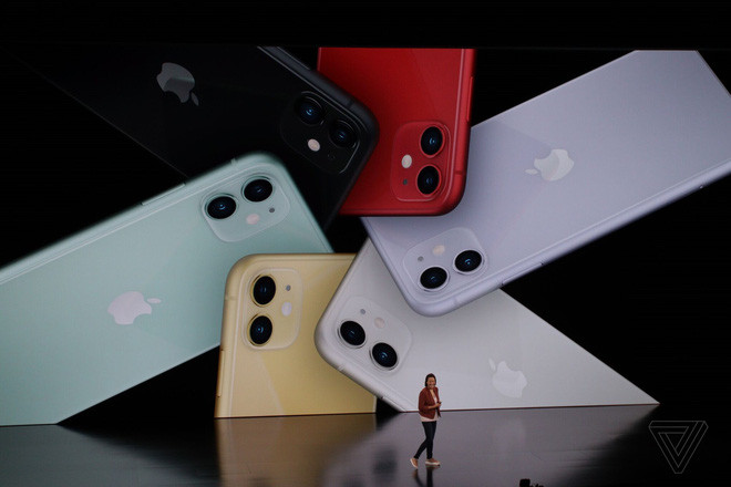 Cuối cùng thì chiếc iPhone 11 cũng chính thức được giới thiệu trong sự kiện ra mắt hoành tráng của Apple rạng sáng 11/9.
