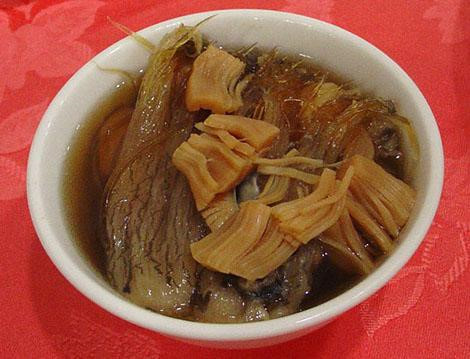 Để được thưởng thức bát súp siêu đắt này, khách phải đặt trước ít nhất 5 ngày. Ảnh: Getty Image.