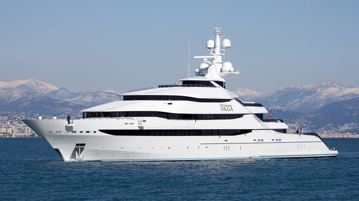 Cùng ngày 2/3, Pháp đã thu giữ du thuyền Amore Vero ở cảng La Ciotat trên biển Địa Trung Hải. Ảnh: Boat International