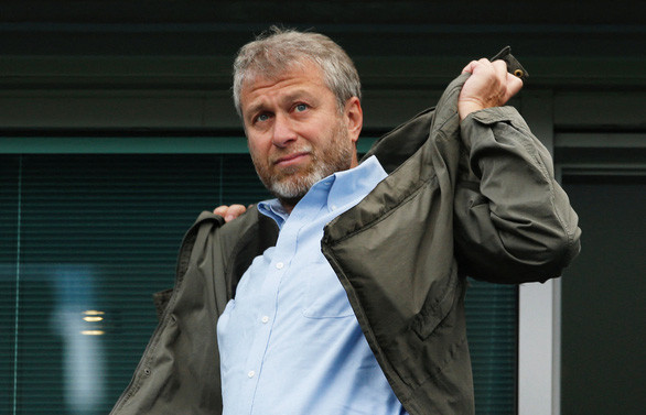 Mới đây, Chính phủ Anh đã chính thức trừng phạt tỷ phú Nga Roman Abramovich, ông chủ Câu lạc bộ bóng đá Chelsea. Theo đó, nhà tài phiệt Nga bị đóng băng tài sản và cấm nhập cảnh Anh. Ảnh: Reuters