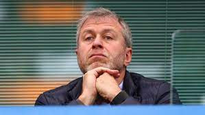 Các chuyên gia quốc tế nói với trang MailOnline rằng, Roman Abramovich đã có ít nhất 3,2 tỷ bảng Anh tài sản ở Vương quốc Anh bị đóng băng, ngăn cản việc ông bán Chelsea FC và những ngôi nhà ở London của mình. Ảnh: Forbes