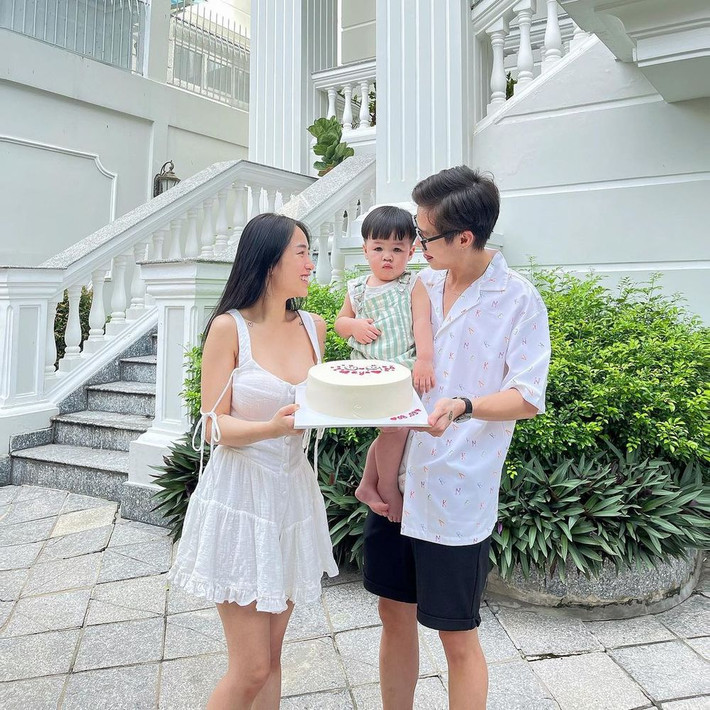 Hiện tại, Joyce Phạm đang có cuộc sống hạnh phúc bên chồng thiếu gia Tâm Nguyễn trong căn nhà riêng sang chảnh. Ảnh: Instagram @joyce.pham1106