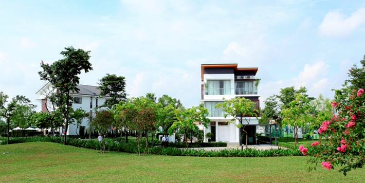 Gamuda City là một trong những dự án đô thị quy mô nhất tại Việt Nam trải rộng trên khuôn viên 500ha, tọa lạc tại Yên Sở - Hoàng Mai - Hà Nội, ngay cạnh Công viên Yên Sở - công viên lớn nhất Hà Nội. Dự án có chủ đầu tư là Tập đoàn Gamuda Berhad – Malaysia.