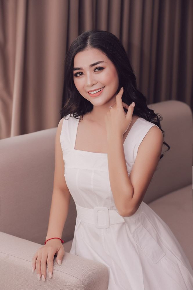 Khi bước chân vào sự nghiệp diễn xuất, Diệu Thúy được biết đến với vai nữ chính trong phim Dốc sương mù đóng cùng người mẫu Đức Tiến. Ảnh: Tiền phong.