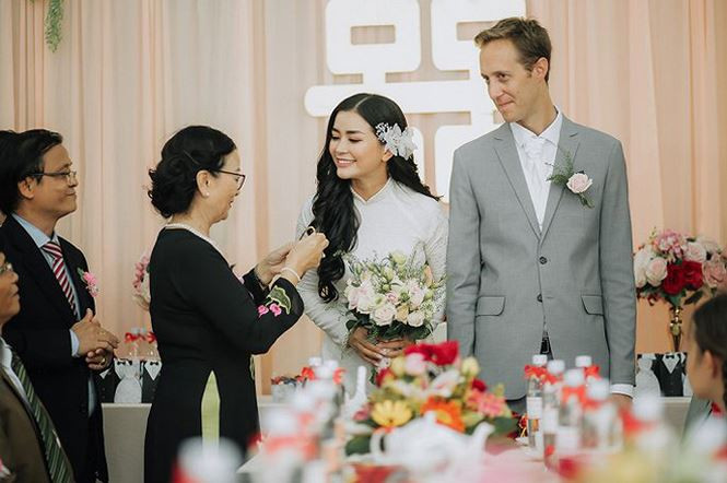 Diệu Thúy kết hôn với doanh nhân người Pháp Antoine Aubry, hơn cô 2 tuổi. Ảnh: Tiền phong.