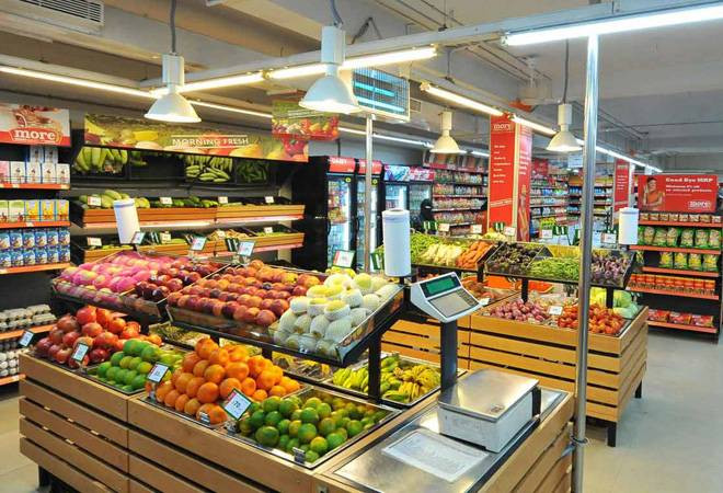 Hầu hết các gia đình đi siêu thị vào cuối tuần để chuẩn bị sẵn sàng cho tuần tiếp theo. Tuy nhiên, khoảng giữa tuần, đặc biệt là tối thứ 4, mới nhiều thực phẩm như thịt, trứng được giảm giá.