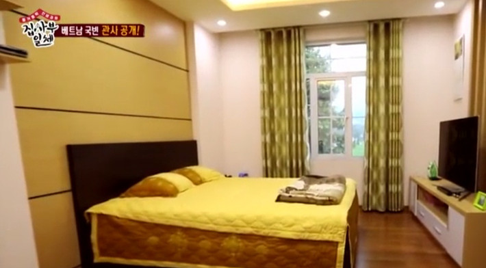 Phòng ngủ của HLV Park nằm ở tầng 2.