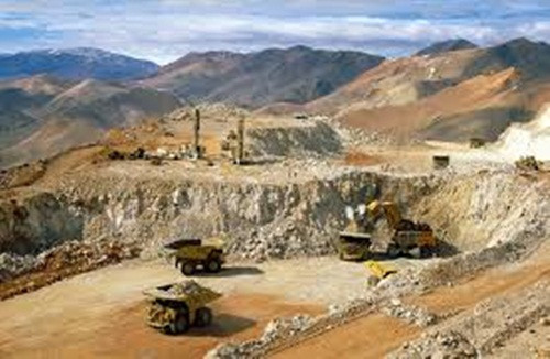 Canada đứng vị trí thứ 8 với 110 tấn vàng. Tuy nhiên, điều ngạc nhiên là không có nhiều mỏ vàng ở đất nước này.
