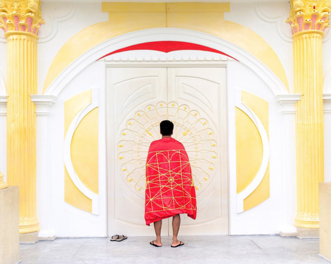Mới đây, tạp chí National Geographic đã công bố những bức ảnh du lịch đẹp nhất 2018. Đáng chú ý, trong đó có sự xuất hiện của Dinh Khải Huyền ở Nha Trang do Sơn Bùi xây dựng với ý tưởng dựa theo các điển tích trong sách Khải Huyền của kinh Tân Ước. Ảnh: Albert Bonsfills.